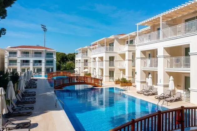 https://images.etstur.com/imgproxy/resize/2560x1440/files/images/hotelImages/etsrooms/228/Bellis_Deluxe_Hotel_20250212133506_2.PNG
