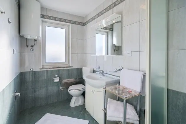 Comfort Apart Daire, 2 Yatak Odası, Havuz Kullanımı, Deniz Manzaralı