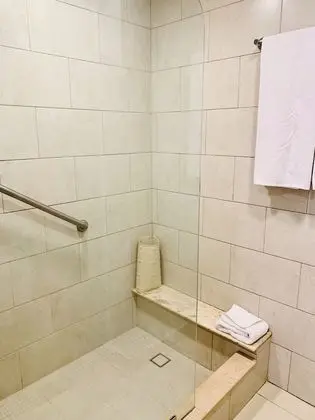 Standard Oda, 1 En Büyük (King) Boy Yatak