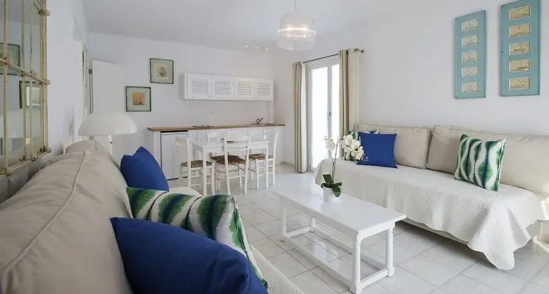 Apart Daire, 1 Yatak Odası, Havuz Manzaralı (Milos)