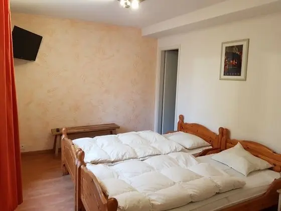 Economy Tek Büyük Yataklı Oda, Banyolu/Duşlu