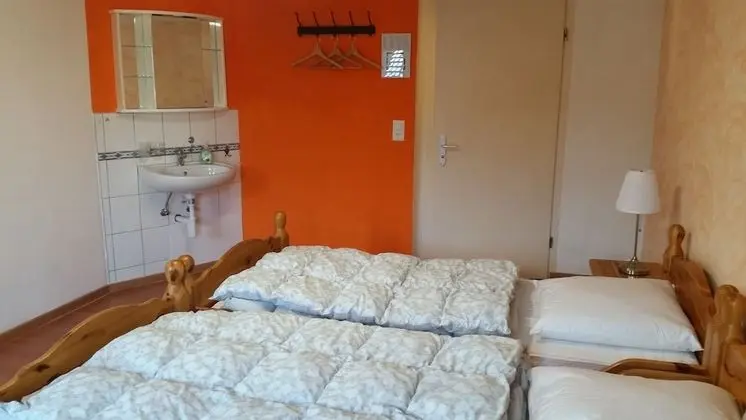Economy Tek Büyük Yataklı Oda, Ortak Banyo