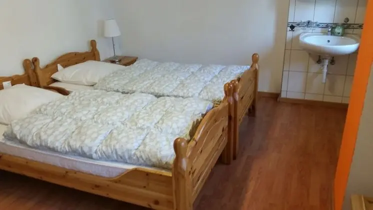Economy Tek Büyük Yataklı Oda, Ortak Banyo