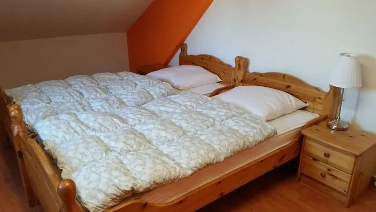 Economy Tek Büyük Yataklı Oda, Ortak Banyo
