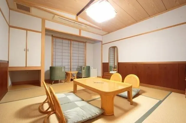 Traditional Oda, Sigara İçilebilir (Japanese Style)