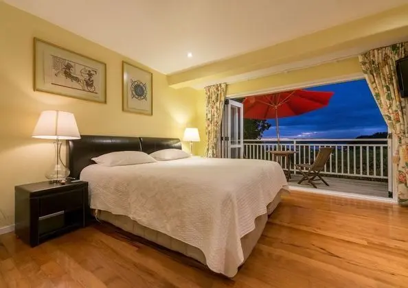 Deluxe Tek Büyük Yataklı Oda, Deniz Manzaralı