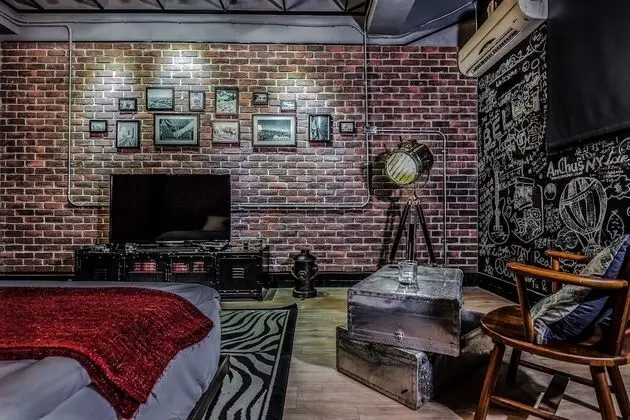 Standard Tek Büyük Yataklı Oda (Western Loft)