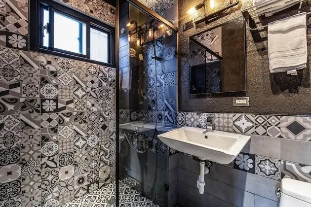 Standard Tek Büyük Yataklı Oda (Western Loft)