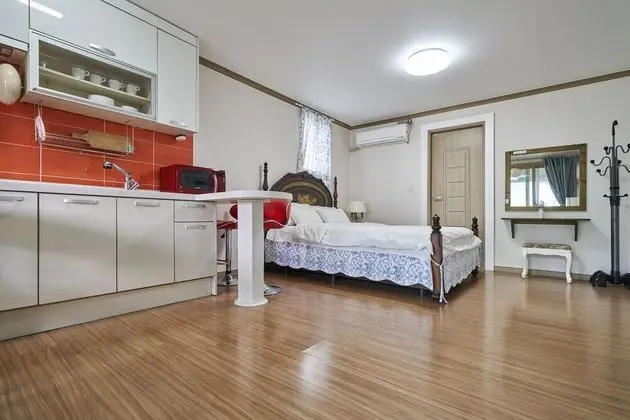 Deluxe Tek Büyük Yataklı Oda