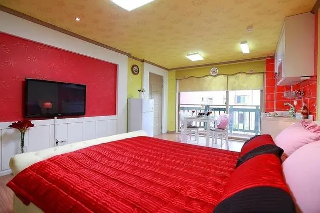 Deluxe Tek Büyük Yataklı Oda