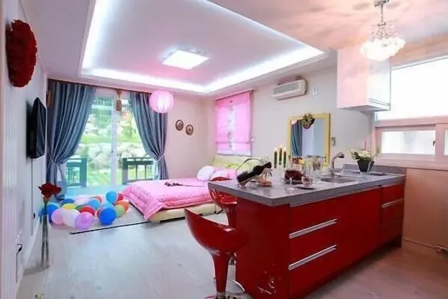 Deluxe Tek Büyük Yataklı Oda