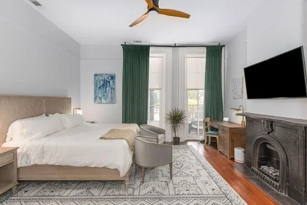 Oda (Five)