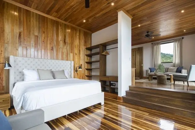 Nicoya Suite