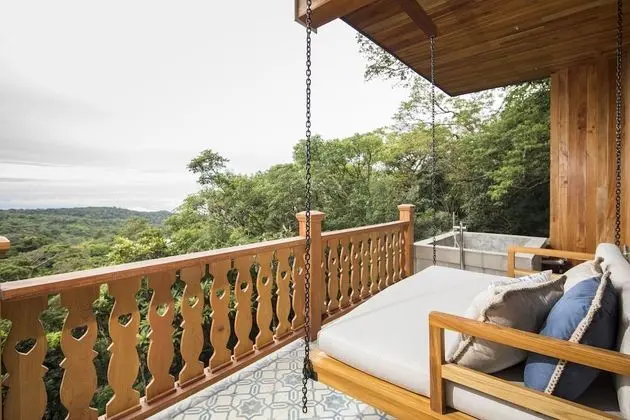Nicoya Suite