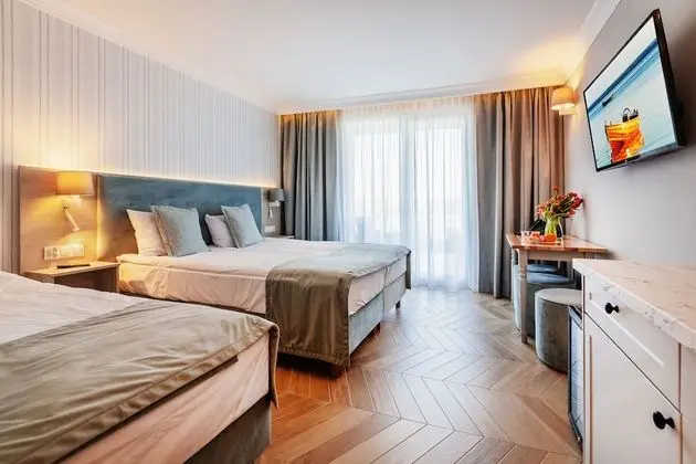 Deluxe Üç Kişilik Oda