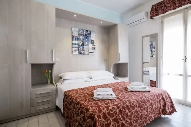 Tek Büyük veya İki Ayrı Yataklı Oda