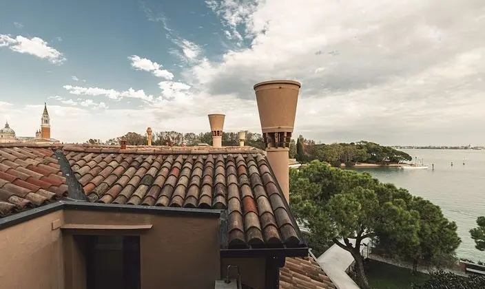 Junior Süit, Balkon, Lagün Manzaralı