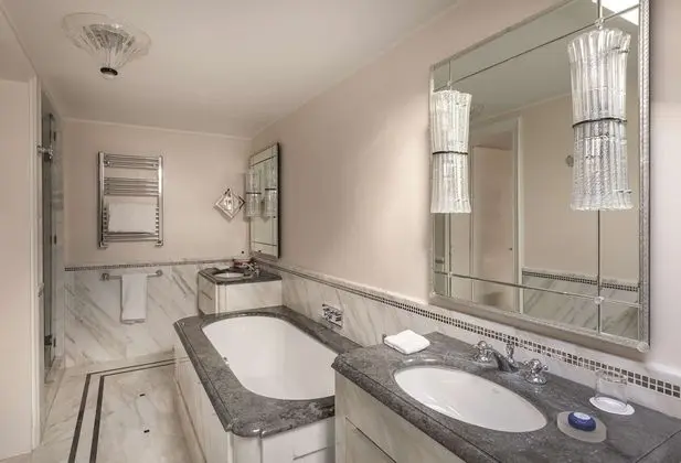 Junior Süit, Balkon, Lagün Manzaralı