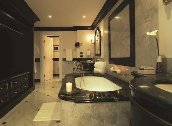 Terrace One Bedroom Suite
