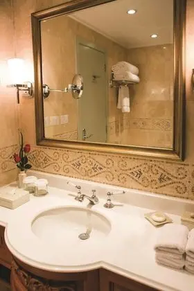 Deluxe Oda