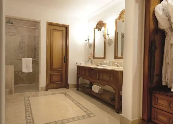 Deluxe Stüdyo Süit