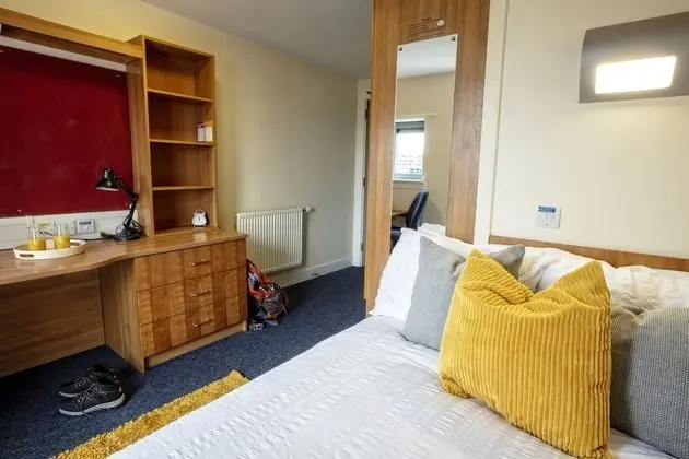 Belmont Apartments
