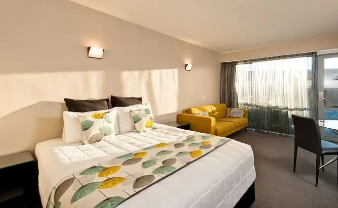 Standard Stüdyo, Sigara İçilmez, Küçük Mutfak (King Studio Unit)