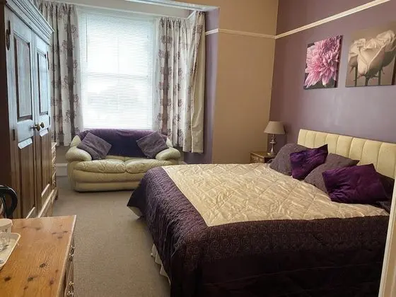 Luxury Tek Büyük Yataklı Oda, Banyolu/Duşlu, Deniz Manzaralı (Room 17)