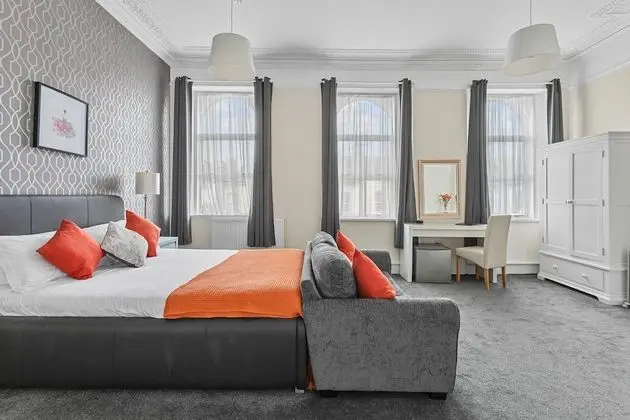 Superior Süit, Banyolu/Duşlu