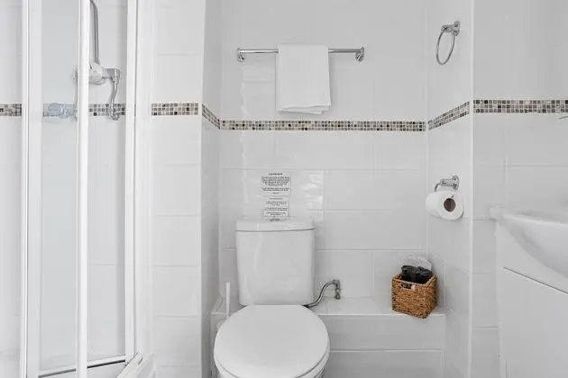 Superior Tek Büyük veya İki Ayrı Yataklı Oda, Banyolu/Duşlu