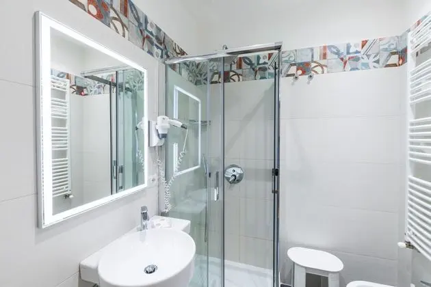 Deluxe Tek Büyük veya İki Ayrı Yataklı Oda, Balkon