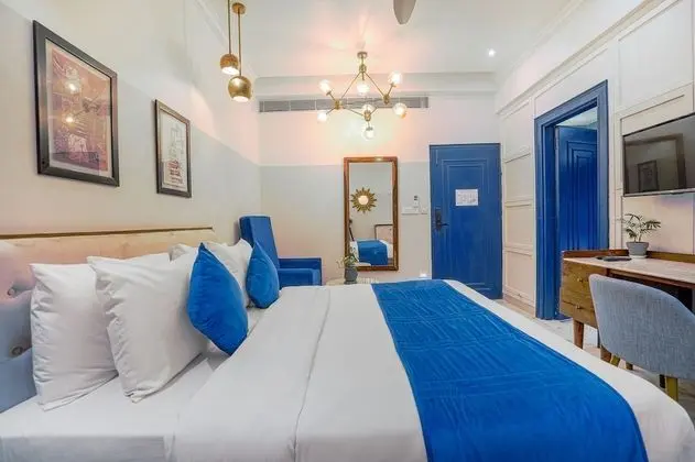 Deluxe Tek Büyük Yataklı Oda