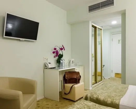 Standard Tek Büyük veya İki Ayrı Yataklı Oda