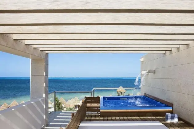 Beachfront Two Story Casita Suite w/ Plunge Pool