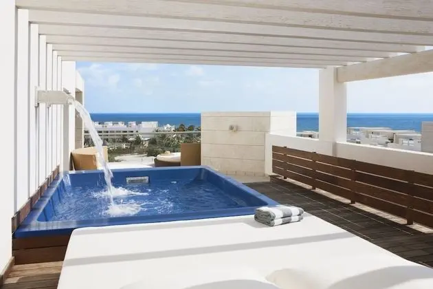Ocean View Terrace Suite w/ Plunge Pool