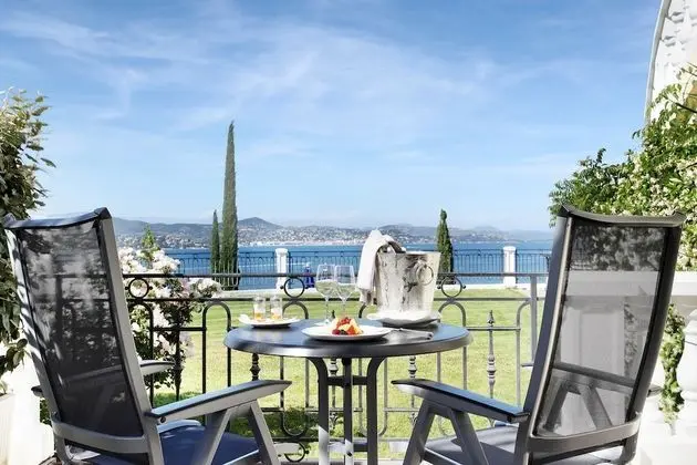 Deluxe Tek Büyük Yataklı Oda, Deniz Manzaralı
