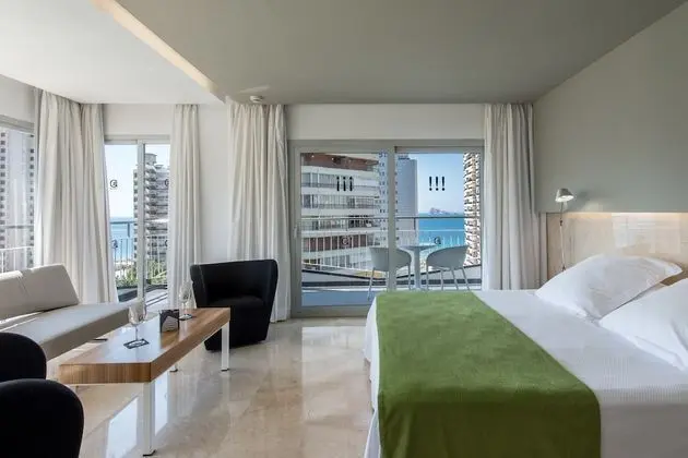 Deluxe Oda, Balkon