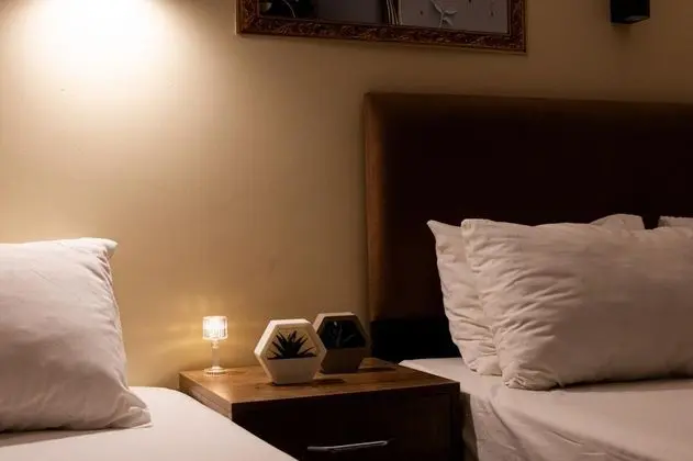 Standart Oda, Havuz Manzaralı, Balkonlu