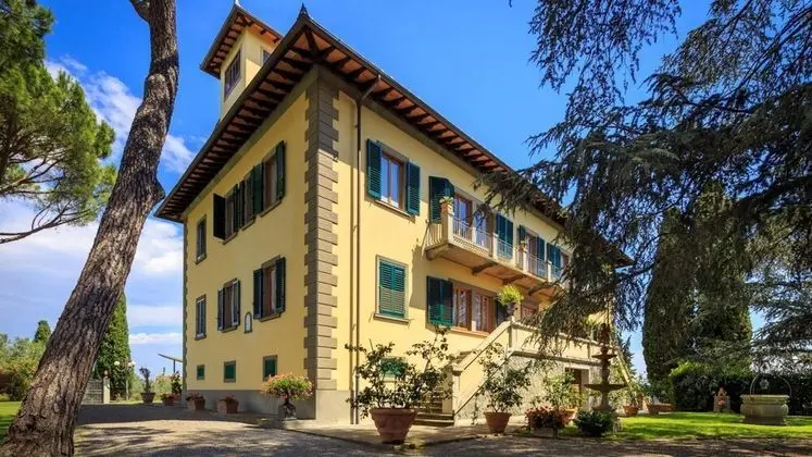 Villa