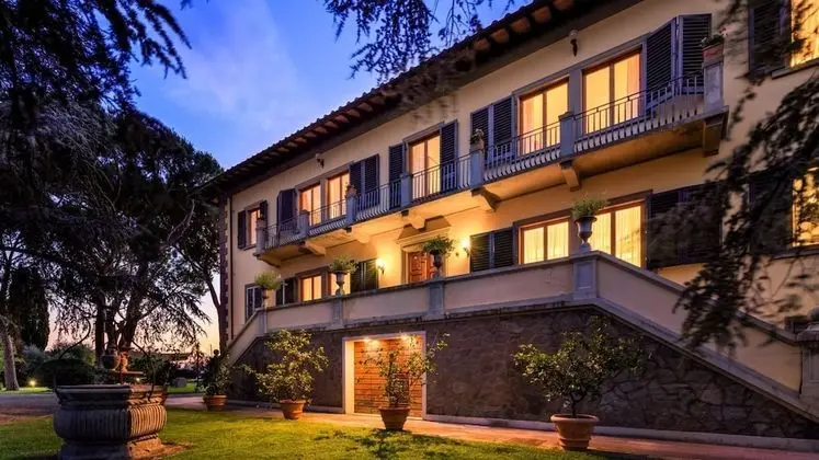 Villa