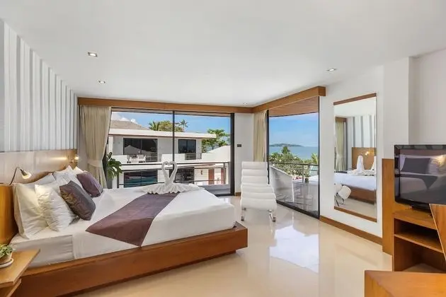 Front Deluxe Second Floor Room Seaview