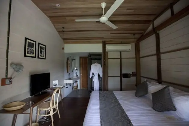 Tualang, Lake View, Balcony, Bathtub