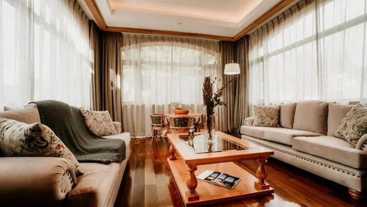 Royal Süit, Teras, Göl Manzaralı (Victoria)