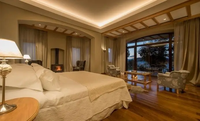 Süit, Göl Manzaralı (Nahuel Huapí)