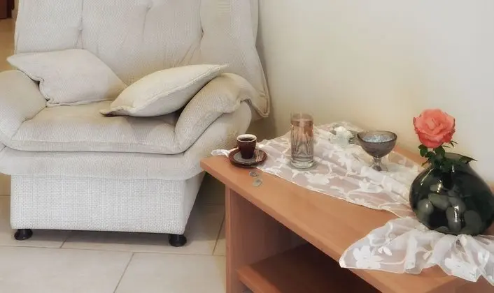 Family Oda, Kısmi Deniz Manzaralı
