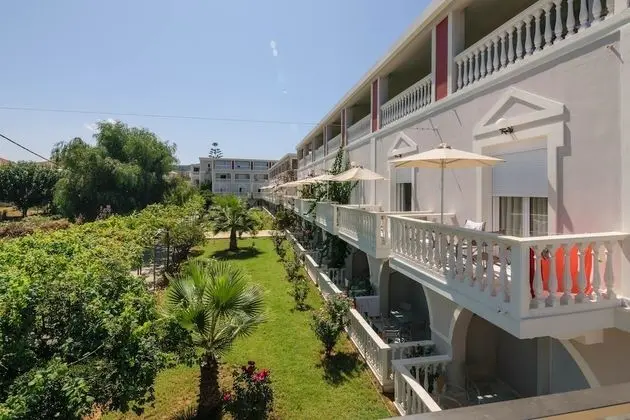 Standard Oda, Bahçe Manzaralı