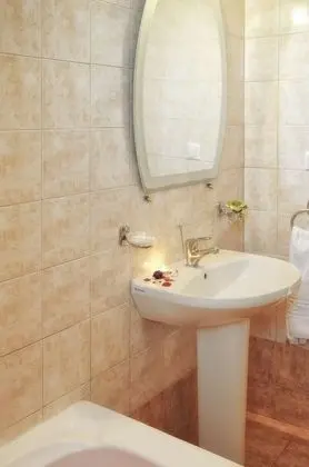 Superior Oda, Bahçe Manzaralı