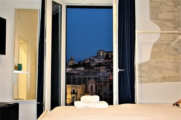 Deluxe Tek Büyük Yataklı Oda, Balkon