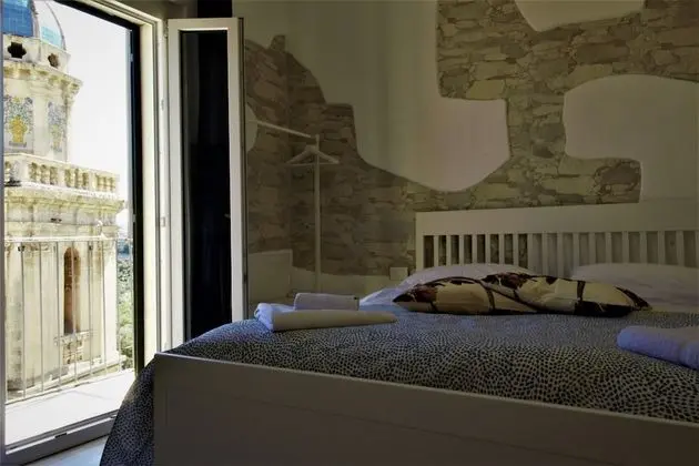 Deluxe Tek Büyük Yataklı Oda, Balkon
