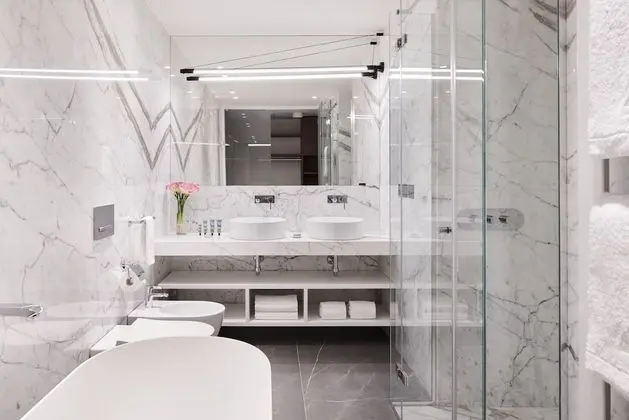 Garden Junior, Lake View